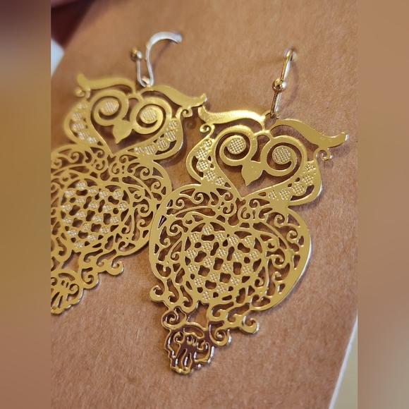 Gold Filigree Owl Earrings, sz. OS - Picture 10 of 12